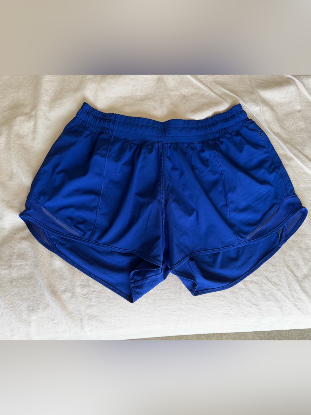 lululemon athletica Women's Athletic Shorts in Cobalt Blue 8 Tall - Picture 2 of 3